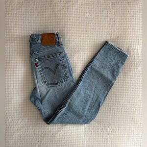 Levi’s Wedgie Jeans